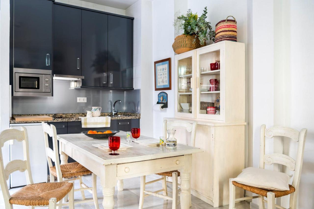 Apartamento Misterhost Santa Cruz Judería - Acogedor y tranquilo - Casco Histórico Sevilla Exterior foto