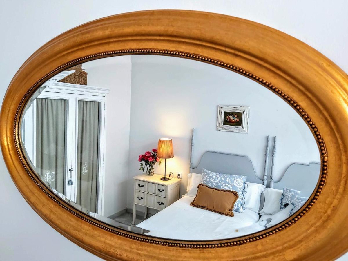 Apartamento Misterhost Santa Cruz Judería - Acogedor y tranquilo - Casco Histórico Sevilla Exterior foto